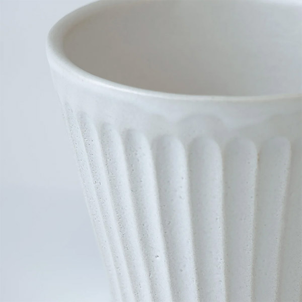 生涯を添い遂げるマグ 笠間焼 しのぎレギュラーホワイトマット BROTO PROJECT（ブロットプロジェクト）