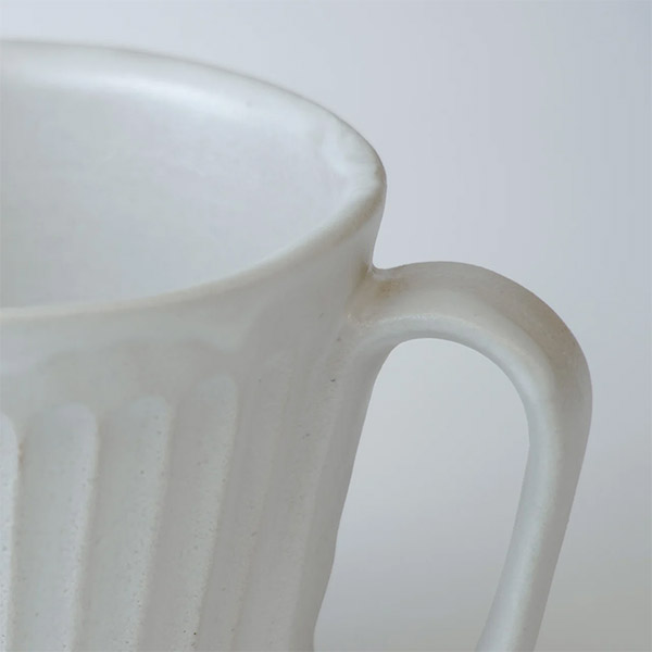 生涯を添い遂げるマグ 笠間焼 しのぎレギュラーホワイトマット BROTO PROJECT（ブロットプロジェクト）