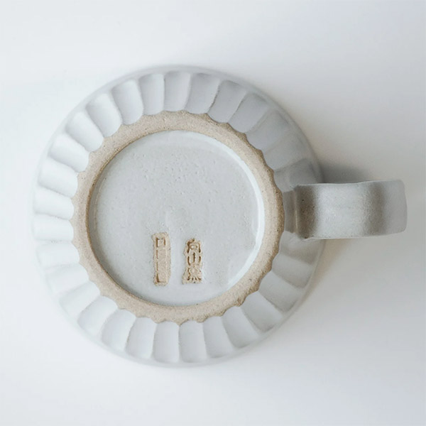 生涯を添い遂げるマグ 笠間焼 しのぎレギュラーホワイトマット BROTO PROJECT（ブロットプロジェクト）