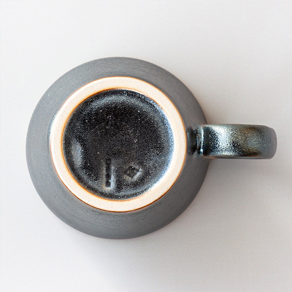 生涯を添い遂げるマグ 信楽焼 銀天目 BROTO PROJECT（ブロットプロジェクト）