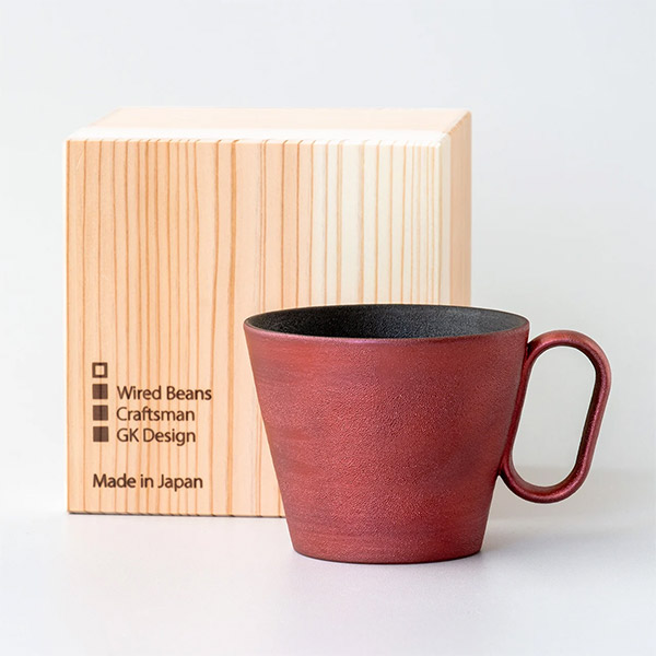 生涯を添い遂げるマグ 有田焼 伝作窯 刷毛目レッド BROTO PROJECT（ブロットプロジェクト）