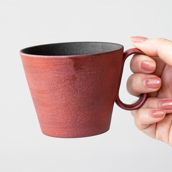 生涯を添い遂げるマグ 有田焼 伝作窯 刷毛目レッド BROTO PROJECT（ブロットプロジェクト）