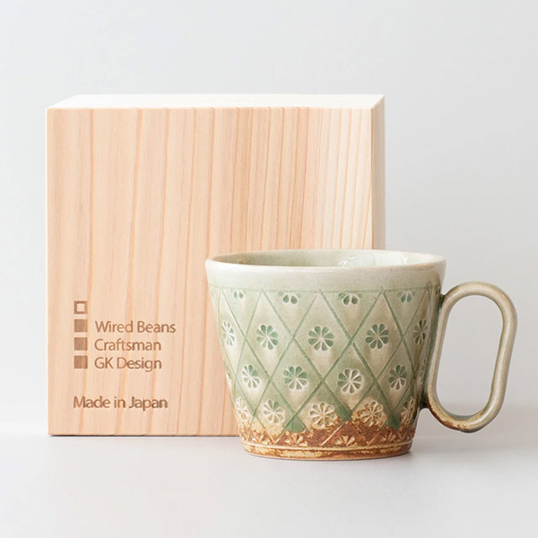 生涯を添い遂げるマグ 伊賀焼 香山窯 ビードロ BROTO PROJECT（ブロットプロジェクト）