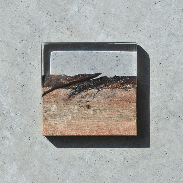 レジンコースター 無色クリア×サペリ