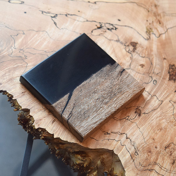 レジンコースター 黒クリア×サペリ BROTO PROJECT（ブロットプロジェクト）